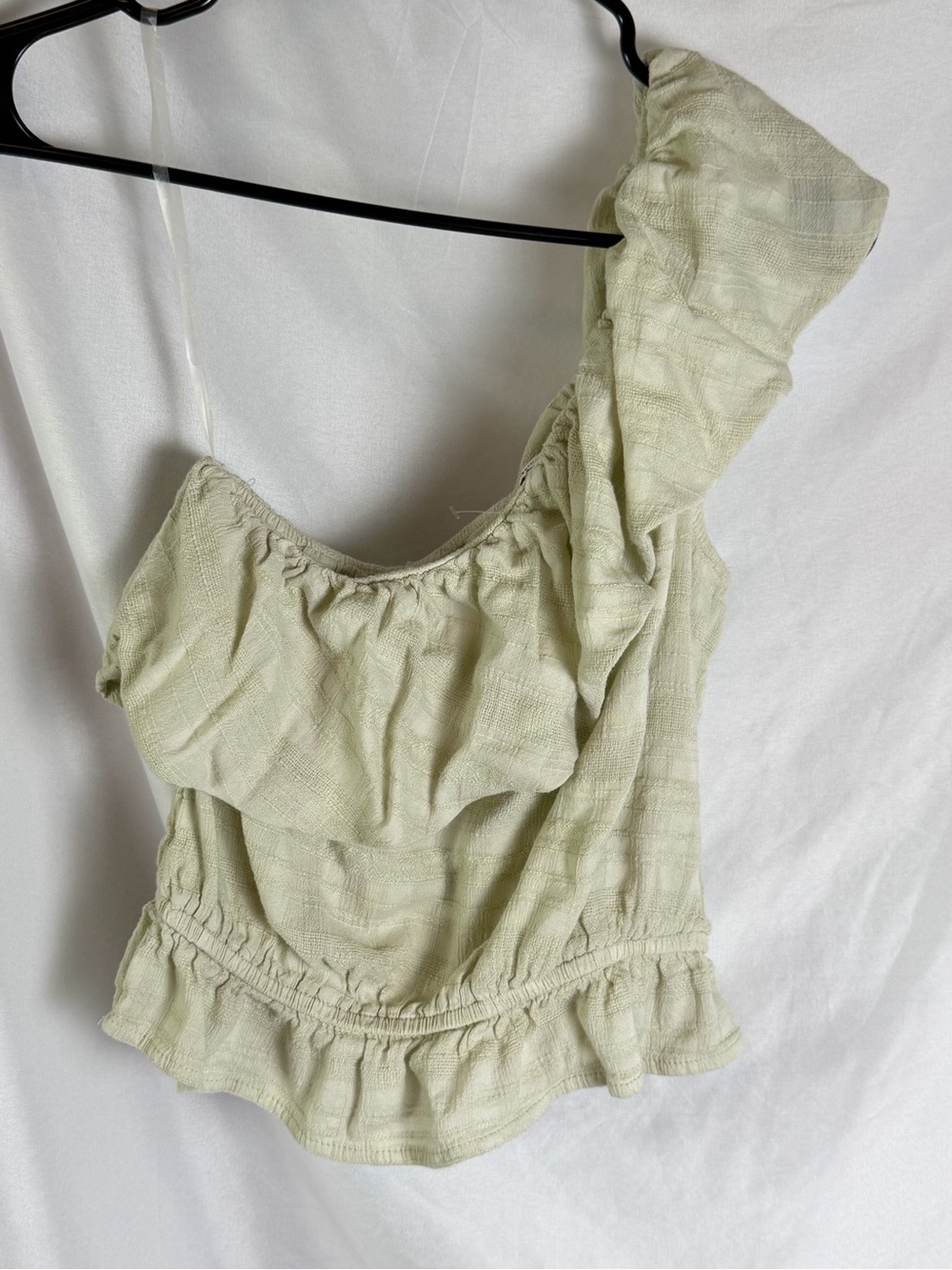 American Eagle XS One Shoulder Ruffle Textured Boho Top Cream - Picture 2 of 6